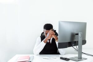 Read more about the article Why Most Startups Fail in Year 1 and How to Avoid It